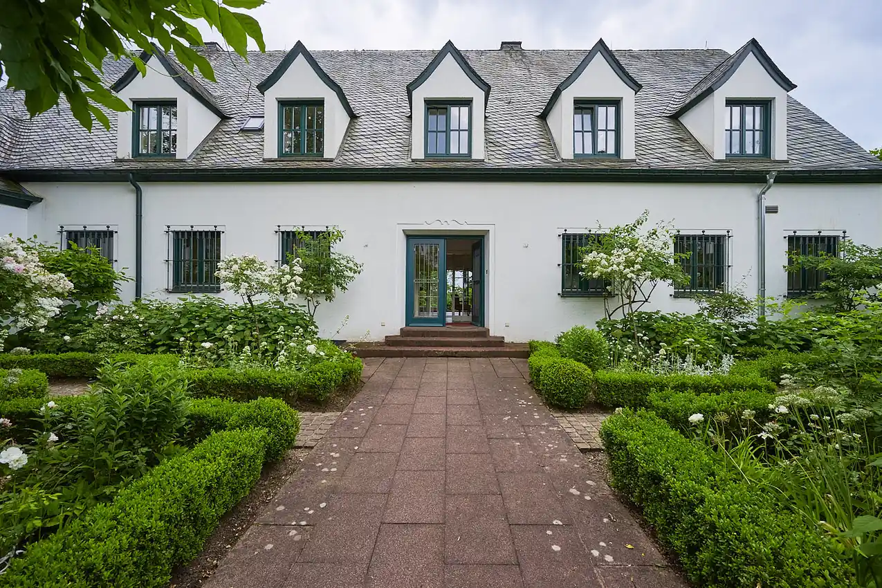 Second photograph of a property on Westfalenstraße in Lüdenscheid.